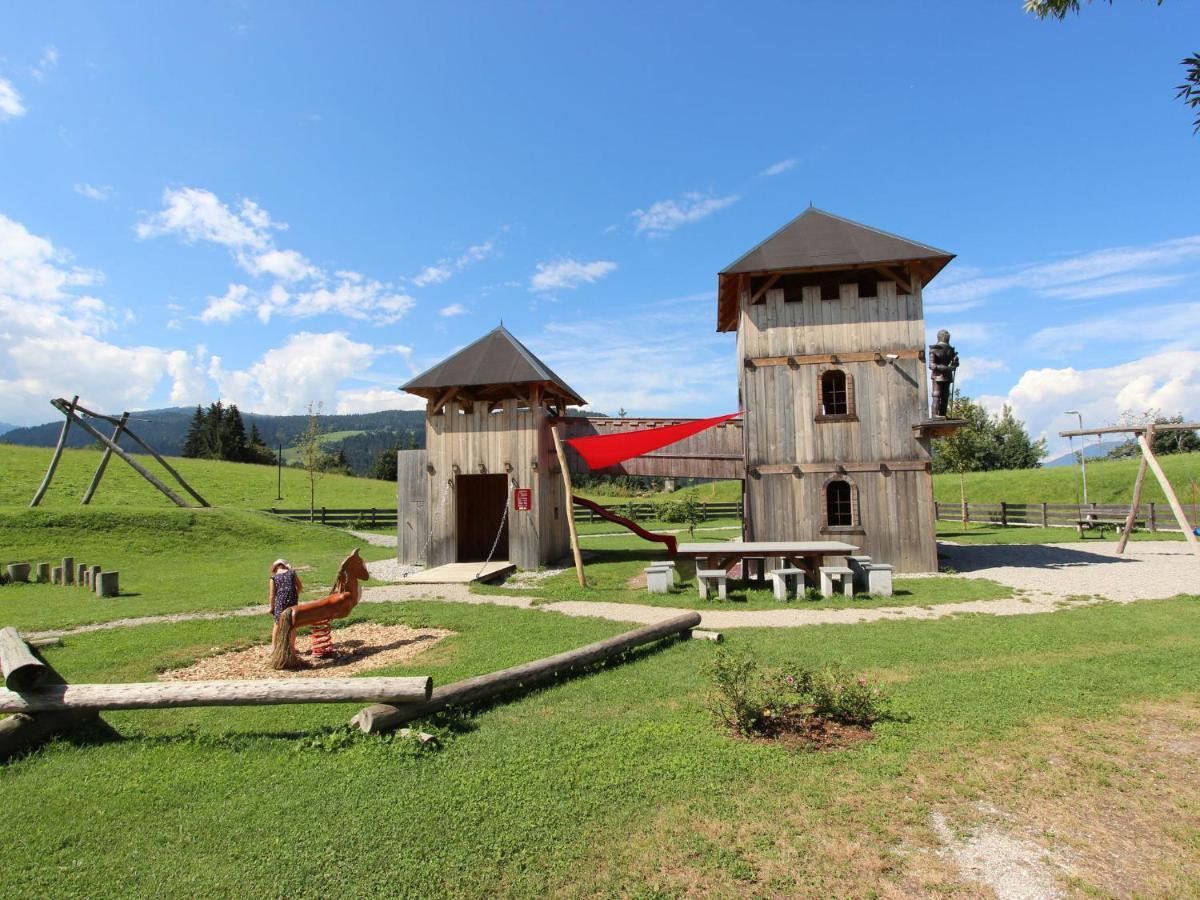 Modern Farmhouse in Hopfgarten im Brixental near Ski Area Exterior foto